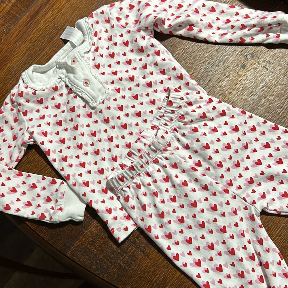 Lila and Hayes White and Red Heart Print Pajama Set Cozy Sleepwear